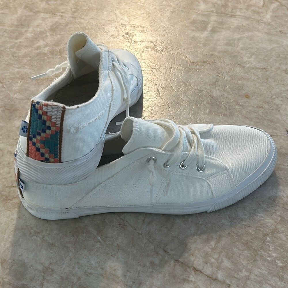 TOMMY BAHAMA White Sneakers 10